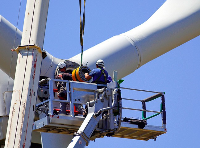 Suministro de materiales, equipos, componentes para el mantenimiento de aerogeneradores